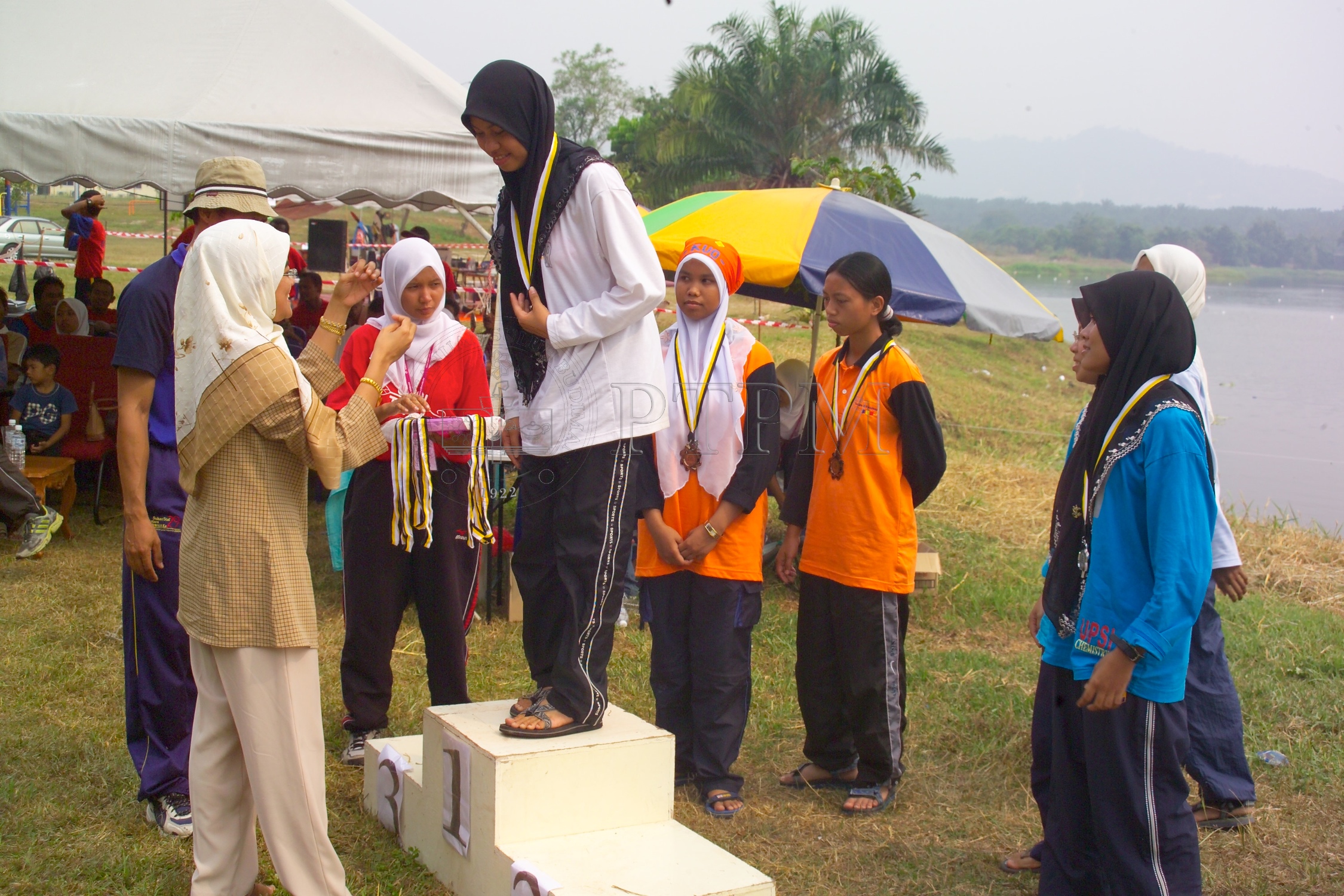 PTPM 05 13 kayak D8XZ8790